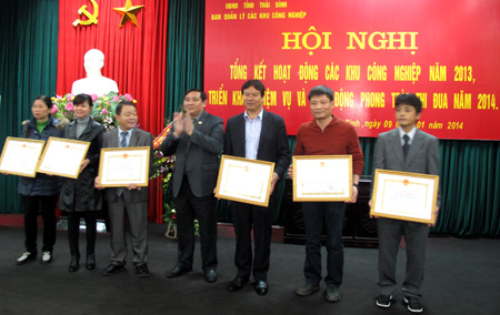 Gi&aacute; trị sản xuất của doanh nghiệp trong c&aacute;c KCN tỉnh đạt 4.918,84 tỷ đồng